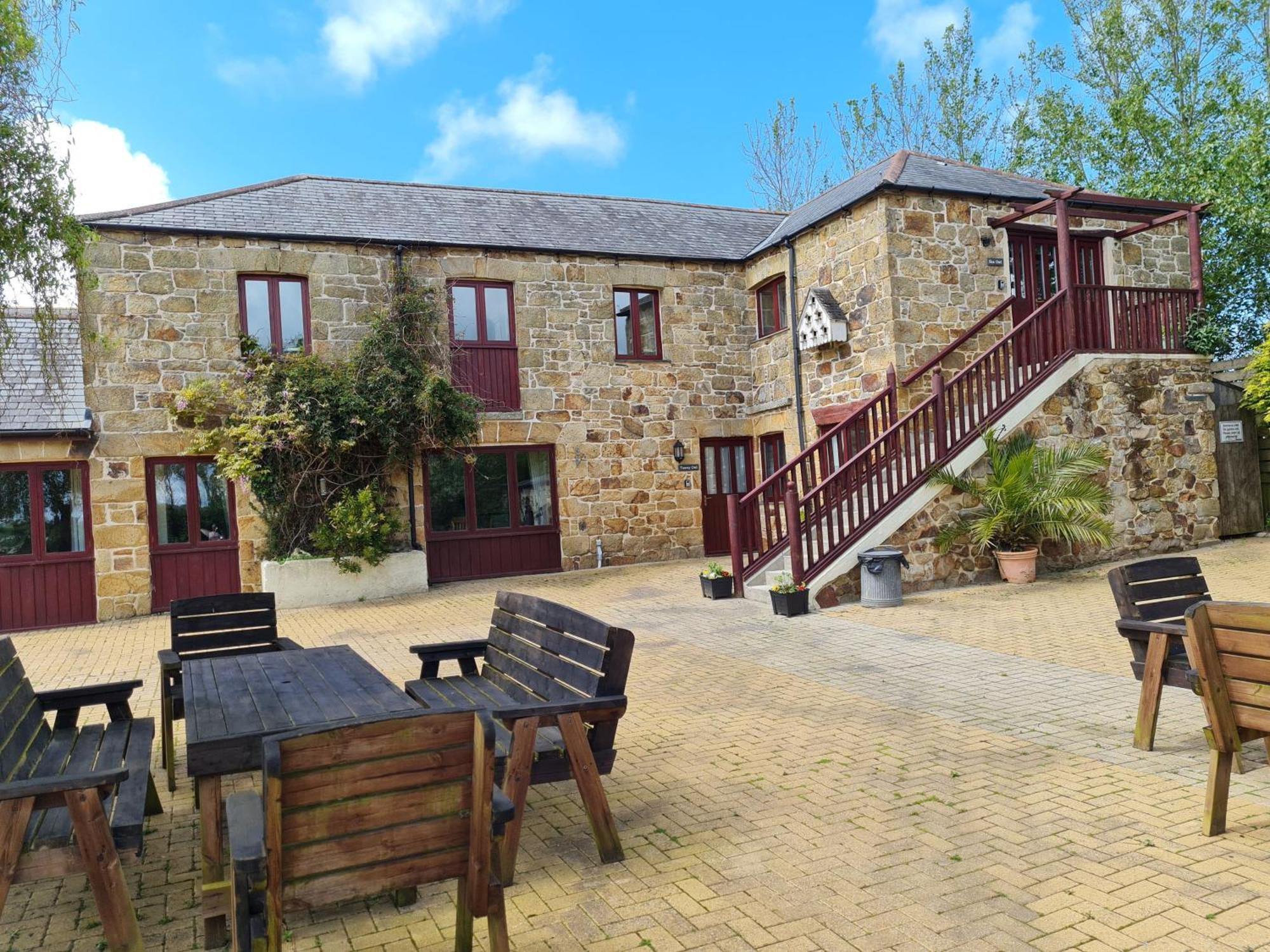 Tawny Owl At Bejowan Barns Villa Newquay  Exterior photo
